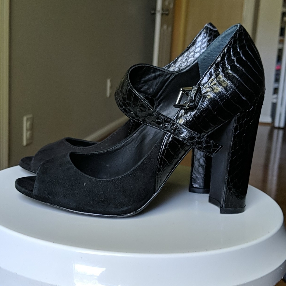NWT Ralph Lauren 4” peep toe heels